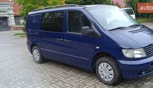 Синий Мерседес Вито, объемом двигателя 2.15 л и пробегом 380 тыс. км за 4850 $, фото 2 на Automoto.ua