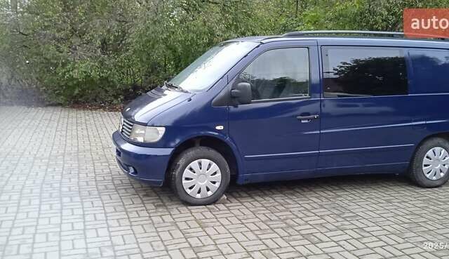 Синий Мерседес Вито, объемом двигателя 2.15 л и пробегом 380 тыс. км за 4850 $, фото 3 на Automoto.ua