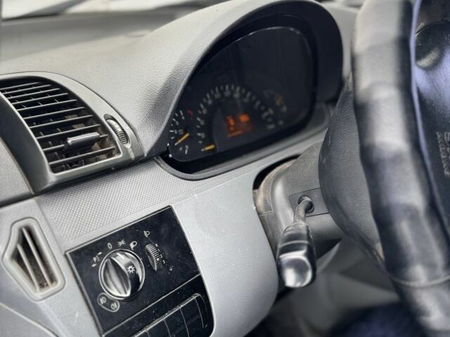 Синій Мерседес Віто, об'ємом двигуна 2.2 л та пробігом 320 тис. км за 4799 $, фото 11 на Automoto.ua