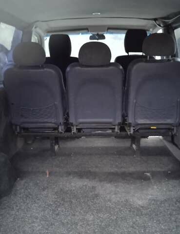 Синий Мерседес Вито, объемом двигателя 2.15 л и пробегом 380 тыс. км за 4850 $, фото 7 на Automoto.ua