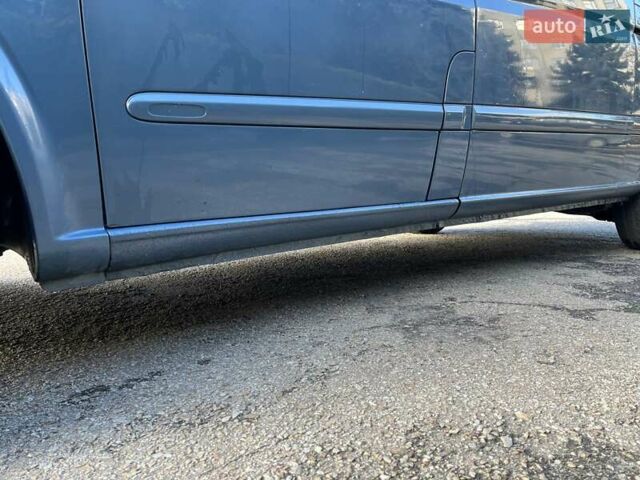 Синий Мерседес Вито, объемом двигателя 2.15 л и пробегом 463 тыс. км за 7500 $, фото 8 на Automoto.ua