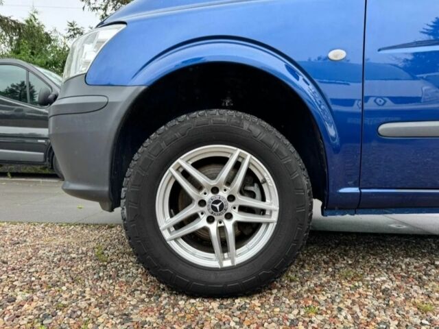 Синий Мерседес Вито, объемом двигателя 2.2 л и пробегом 267 тыс. км за 3900 $, фото 7 на Automoto.ua