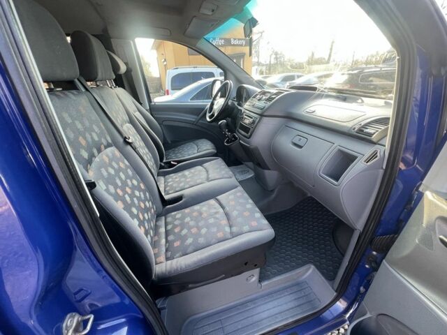 Синий Мерседес Вито, объемом двигателя 2.2 л и пробегом 299 тыс. км за 6999 $, фото 9 на Automoto.ua