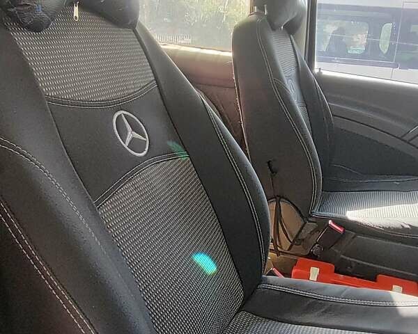 Синій Мерседес Віто, об'ємом двигуна 2.1 л та пробігом 530 тис. км за 6819 $, фото 8 на Automoto.ua