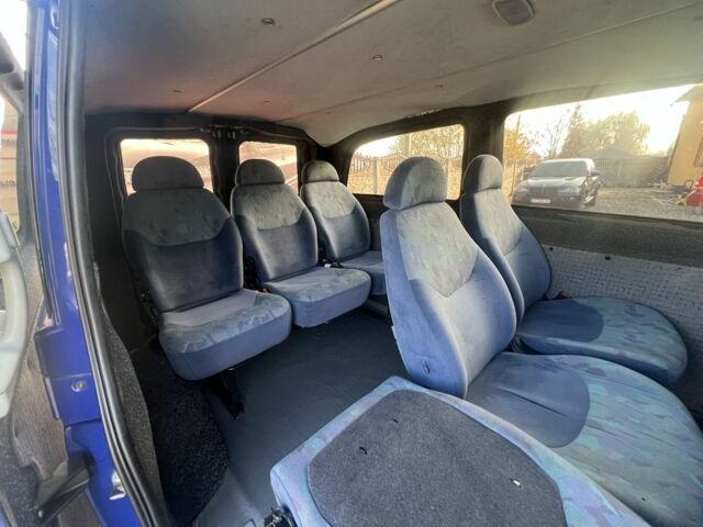 Синий Мерседес Вито, объемом двигателя 2.2 л и пробегом 299 тыс. км за 6999 $, фото 16 на Automoto.ua