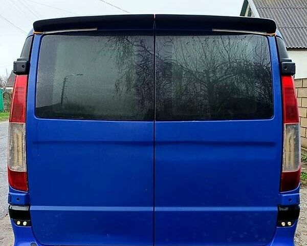 Синий Мерседес Вито, объемом двигателя 2.1 л и пробегом 240 тыс. км за 7000 $, фото 4 на Automoto.ua