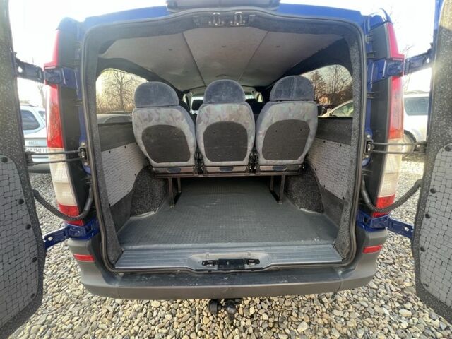 Синий Мерседес Вито, объемом двигателя 2.2 л и пробегом 299 тыс. км за 6999 $, фото 19 на Automoto.ua