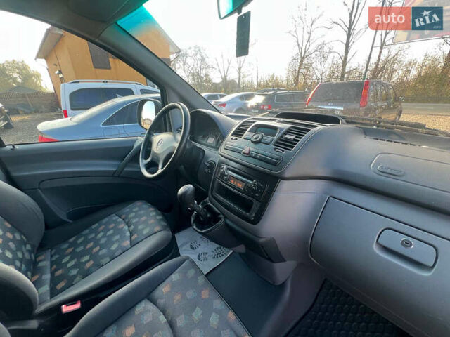 Синій Мерседес Віто, об'ємом двигуна 2.2 л та пробігом 299 тис. км за 6999 $, фото 16 на Automoto.ua
