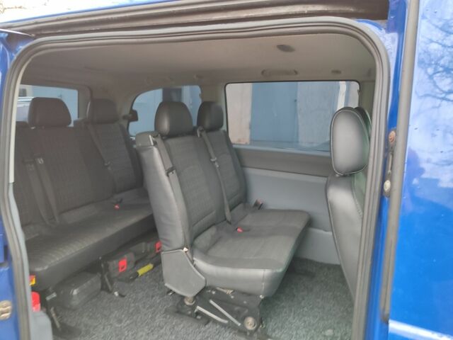 Синий Мерседес Вито, объемом двигателя 2.1 л и пробегом 273 тыс. км за 9300 $, фото 8 на Automoto.ua