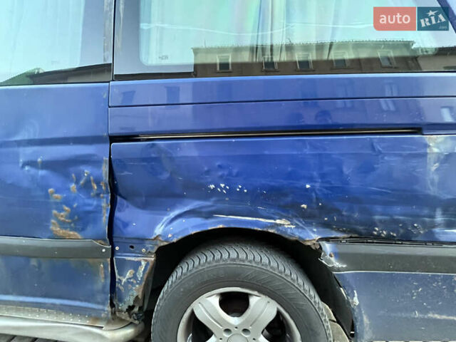 Синий Мерседес Вито, объемом двигателя 2.2 л и пробегом 450 тыс. км за 4633 $, фото 8 на Automoto.ua