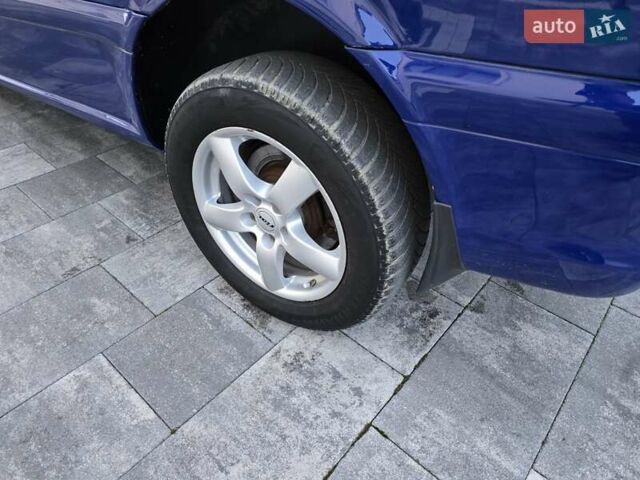 Синий Мерседес Вито, объемом двигателя 2.15 л и пробегом 244 тыс. км за 6950 $, фото 32 на Automoto.ua