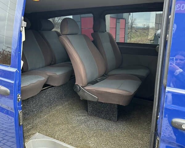 Синий Мерседес Вито, объемом двигателя 2.2 л и пробегом 294 тыс. км за 6500 $, фото 9 на Automoto.ua