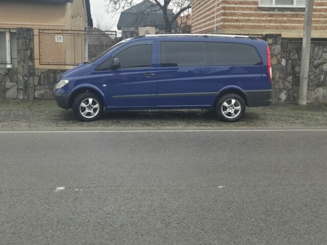 Синий Мерседес Вито, объемом двигателя 2.1 л и пробегом 496 тыс. км за 7800 $, фото 2 на Automoto.ua