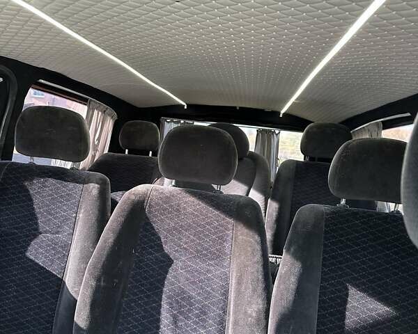 Синий Мерседес Вито, объемом двигателя 2.15 л и пробегом 360 тыс. км за 6800 $, фото 8 на Automoto.ua