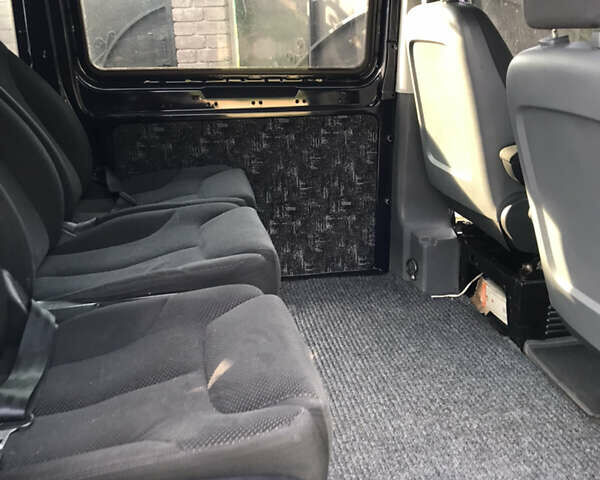 Синий Мерседес Вито, объемом двигателя 2.15 л и пробегом 400 тыс. км за 7800 $, фото 4 на Automoto.ua