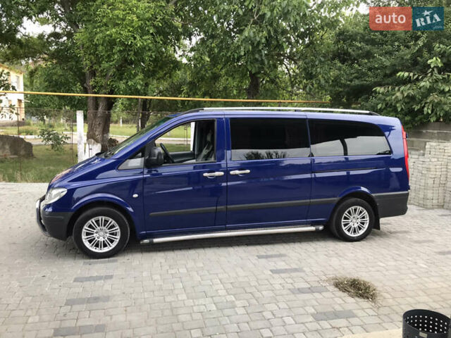 Синий Мерседес Вито, объемом двигателя 2.15 л и пробегом 221 тыс. км за 10000 $, фото 3 на Automoto.ua