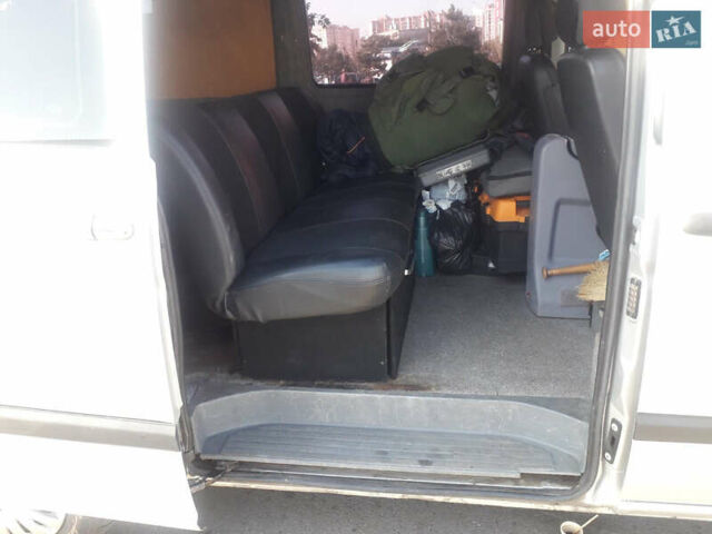 Синий Мерседес Вито, объемом двигателя 2.1 л и пробегом 338 тыс. км за 8300 $, фото 1 на Automoto.ua