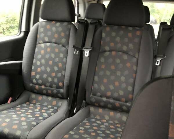 Синий Мерседес Вито, объемом двигателя 2.15 л и пробегом 414 тыс. км за 10500 $, фото 12 на Automoto.ua