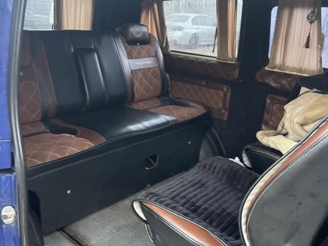 Синий Мерседес Вито, объемом двигателя 0 л и пробегом 390 тыс. км за 7999 $, фото 4 на Automoto.ua