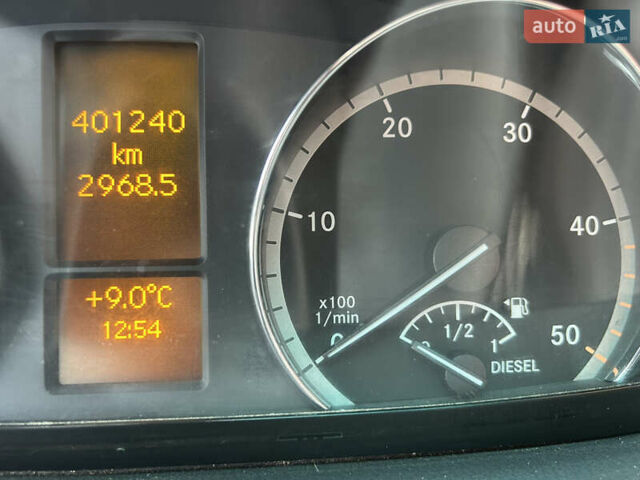 Синій Мерседес Віто, об'ємом двигуна 2.15 л та пробігом 401 тис. км за 8900 $, фото 3 на Automoto.ua