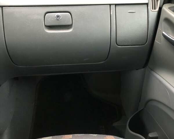 Синий Мерседес Вито, объемом двигателя 2.15 л и пробегом 414 тыс. км за 10500 $, фото 6 на Automoto.ua