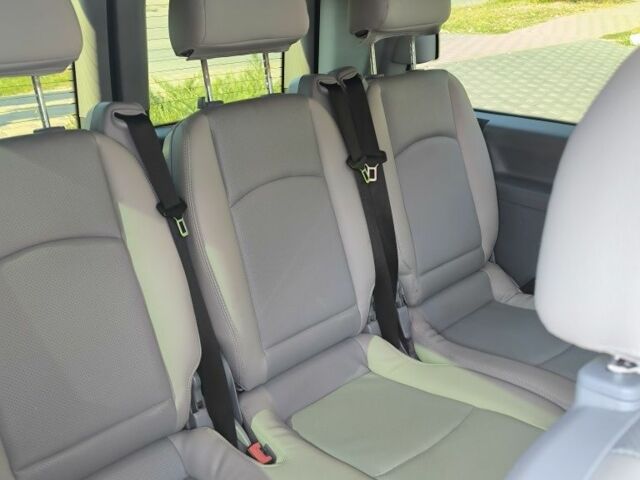 Синий Мерседес Вито, объемом двигателя 2.1 л и пробегом 302 тыс. км за 11800 $, фото 10 на Automoto.ua