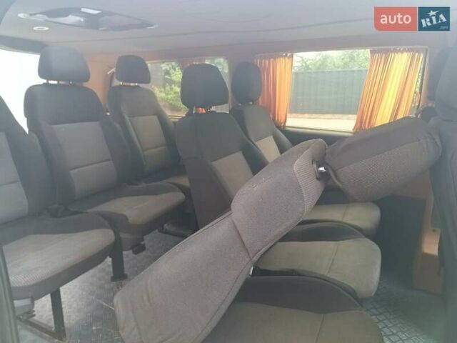 Синий Мерседес Вито, объемом двигателя 2.15 л и пробегом 295 тыс. км за 8900 $, фото 8 на Automoto.ua
