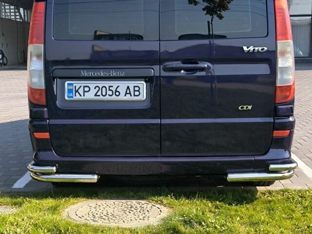 Синий Мерседес Вито, объемом двигателя 2.1 л и пробегом 302 тыс. км за 11800 $, фото 2 на Automoto.ua