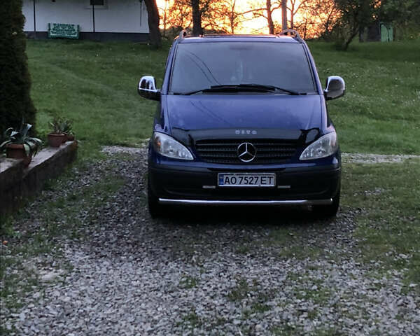 Синій Мерседес Віто, об'ємом двигуна 2.2 л та пробігом 281 тис. км за 10500 $, фото 1 на Automoto.ua