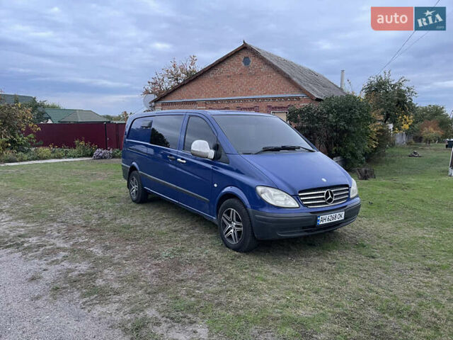 Синий Мерседес Вито, объемом двигателя 2.15 л и пробегом 390 тыс. км за 8900 $, фото 2 на Automoto.ua
