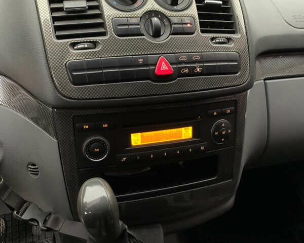Синій Мерседес Віто, об'ємом двигуна 2.99 л та пробігом 343 тис. км за 9499 $, фото 13 на Automoto.ua