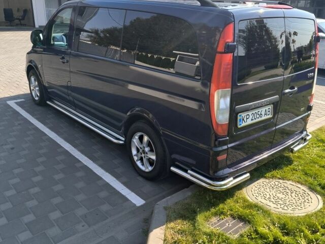 Синий Мерседес Вито, объемом двигателя 2.1 л и пробегом 302 тыс. км за 11800 $, фото 1 на Automoto.ua