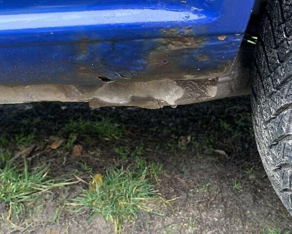 Синий Мерседес Вито, объемом двигателя 2.15 л и пробегом 412 тыс. км за 8700 $, фото 16 на Automoto.ua