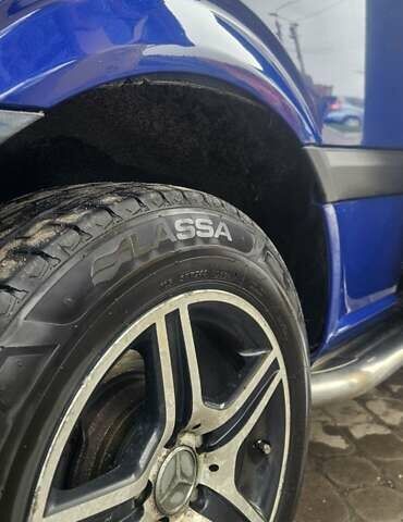 Синий Мерседес Вито, объемом двигателя 2.15 л и пробегом 404 тыс. км за 9999 $, фото 25 на Automoto.ua