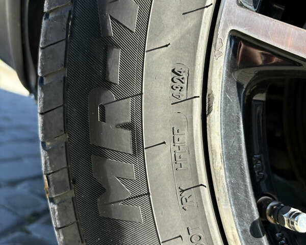 Синий Мерседес Вито, объемом двигателя 2.15 л и пробегом 320 тыс. км за 8888 $, фото 11 на Automoto.ua