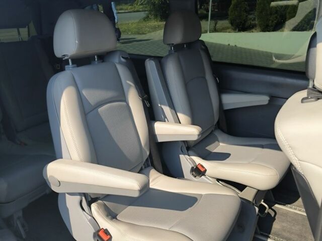 Синий Мерседес Вито, объемом двигателя 2.1 л и пробегом 302 тыс. км за 11800 $, фото 12 на Automoto.ua