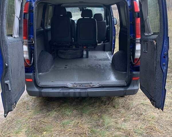 Синий Мерседес Вито, объемом двигателя 2.15 л и пробегом 412 тыс. км за 8700 $, фото 9 на Automoto.ua