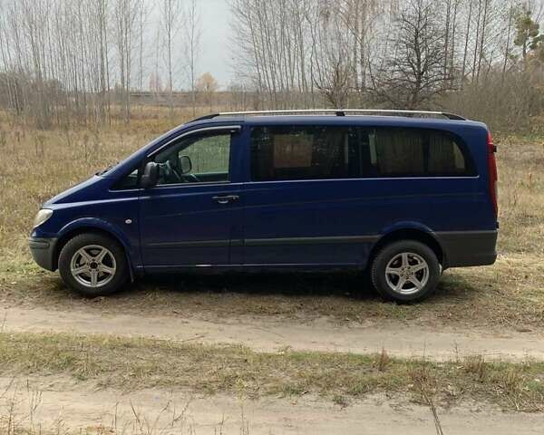 Синий Мерседес Вито, объемом двигателя 2.15 л и пробегом 412 тыс. км за 8700 $, фото 2 на Automoto.ua