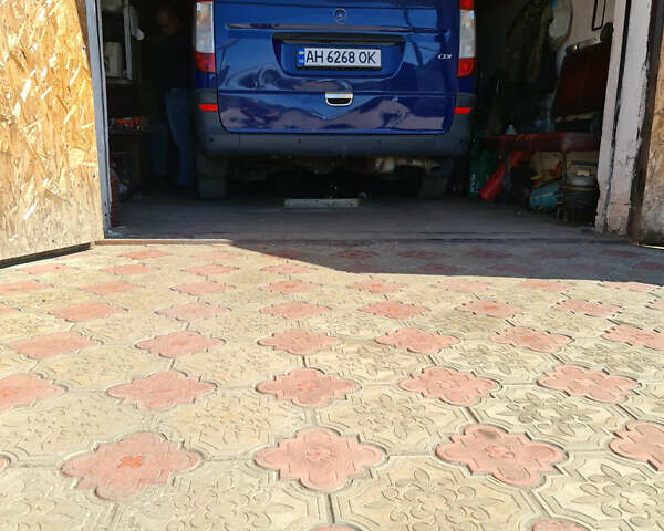 Синий Мерседес Вито, объемом двигателя 2.15 л и пробегом 390 тыс. км за 8900 $, фото 15 на Automoto.ua