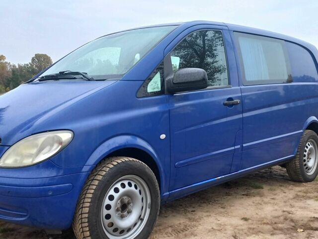 Синий Мерседес Вито, объемом двигателя 2.15 л и пробегом 320 тыс. км за 8700 $, фото 2 на Automoto.ua
