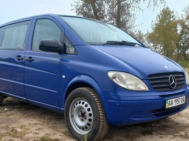 Синий Мерседес Вито, объемом двигателя 2.15 л и пробегом 320 тыс. км за 8700 $, фото 1 на Automoto.ua