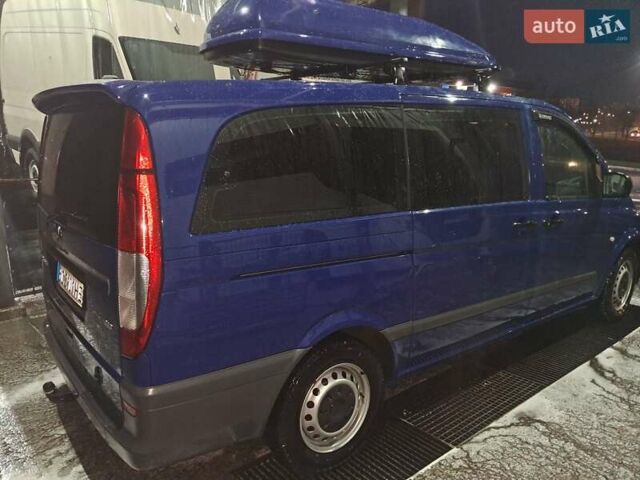 Синий Мерседес Вито, объемом двигателя 2.14 л и пробегом 285 тыс. км за 12000 $, фото 3 на Automoto.ua