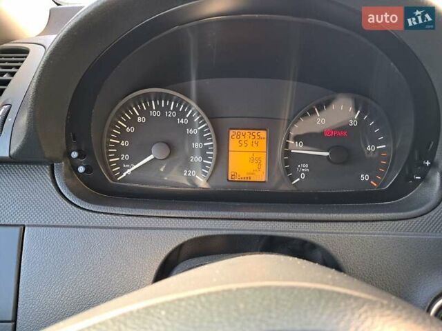 Синий Мерседес Вито, объемом двигателя 2.14 л и пробегом 285 тыс. км за 12000 $, фото 19 на Automoto.ua