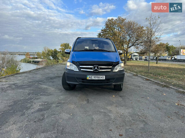 Синий Мерседес Вито, объемом двигателя 2.14 л и пробегом 226 тыс. км за 10700 $, фото 1 на Automoto.ua