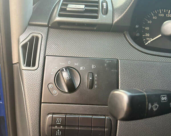 Синий Мерседес Вито, объемом двигателя 2.14 л и пробегом 400 тыс. км за 10000 $, фото 8 на Automoto.ua