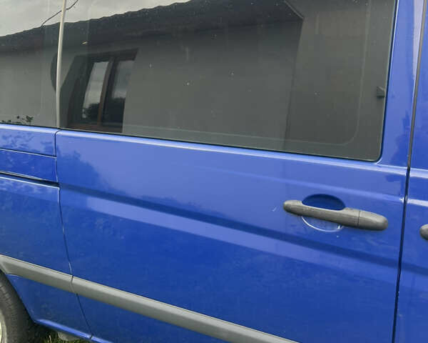 Синий Мерседес Вито, объемом двигателя 2.14 л и пробегом 309 тыс. км за 15500 $, фото 4 на Automoto.ua