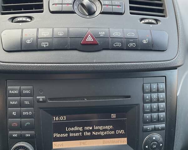 Синий Мерседес Вито, объемом двигателя 2.14 л и пробегом 385 тыс. км за 15999 $, фото 16 на Automoto.ua