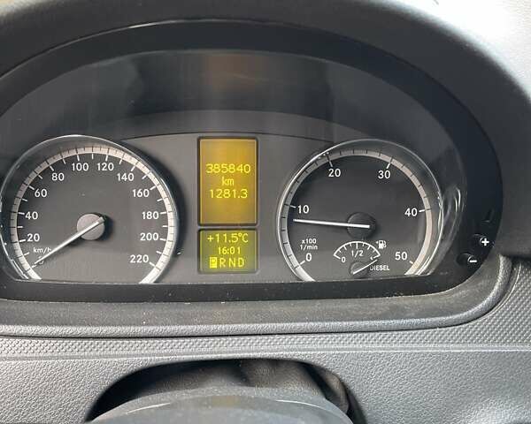 Синий Мерседес Вито, объемом двигателя 2.14 л и пробегом 385 тыс. км за 15999 $, фото 13 на Automoto.ua