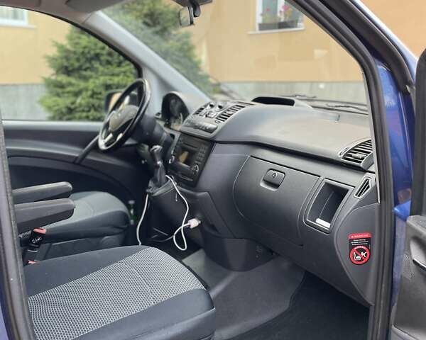 Синий Мерседес Вито, объемом двигателя 2.14 л и пробегом 385 тыс. км за 15999 $, фото 20 на Automoto.ua