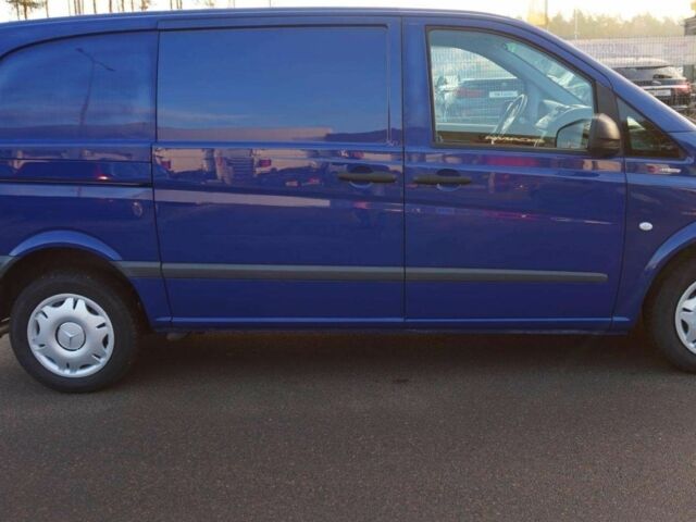 Синій Мерседес Віто, об'ємом двигуна 2.2 л та пробігом 145 тис. км за 8600 $, фото 3 на Automoto.ua